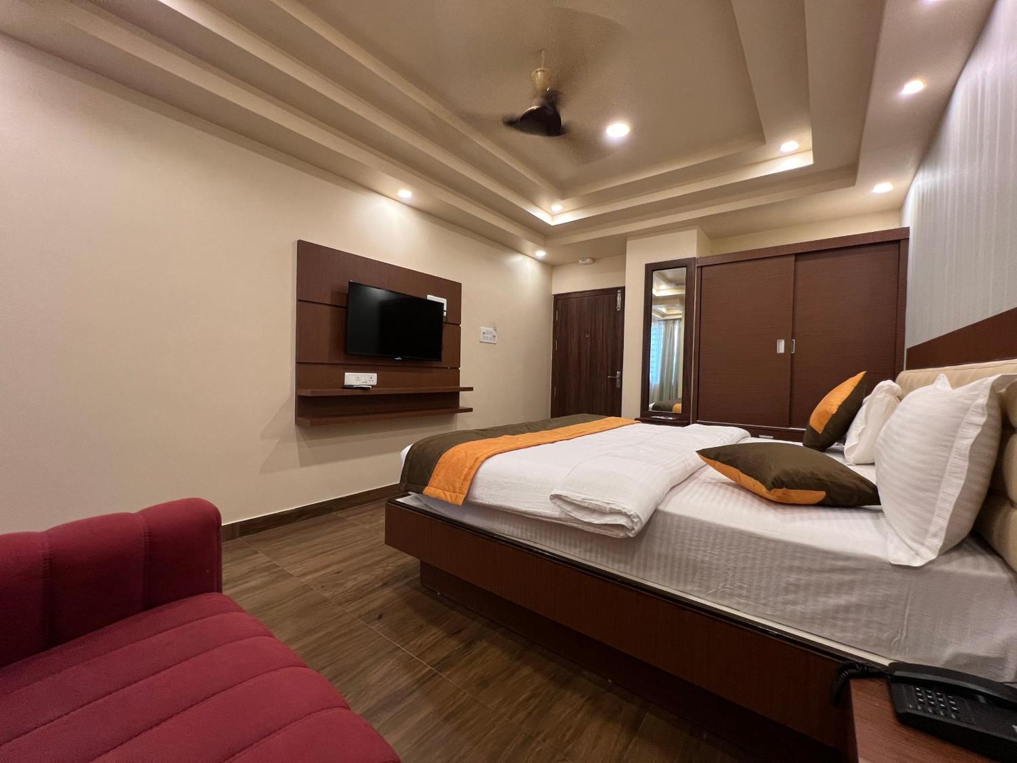 Kammasandra Grand Falcon Electronic City מראה חיצוני תמונה